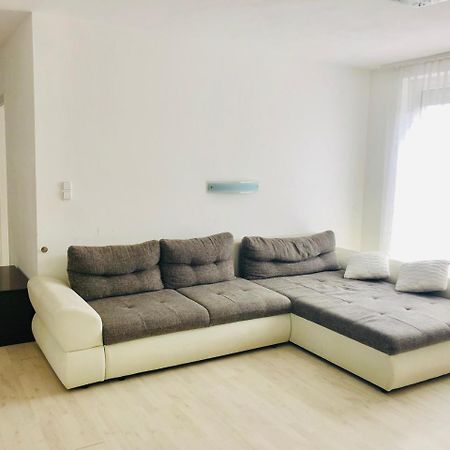 Akacvirag Apartman Apartment Siofok Luaran gambar