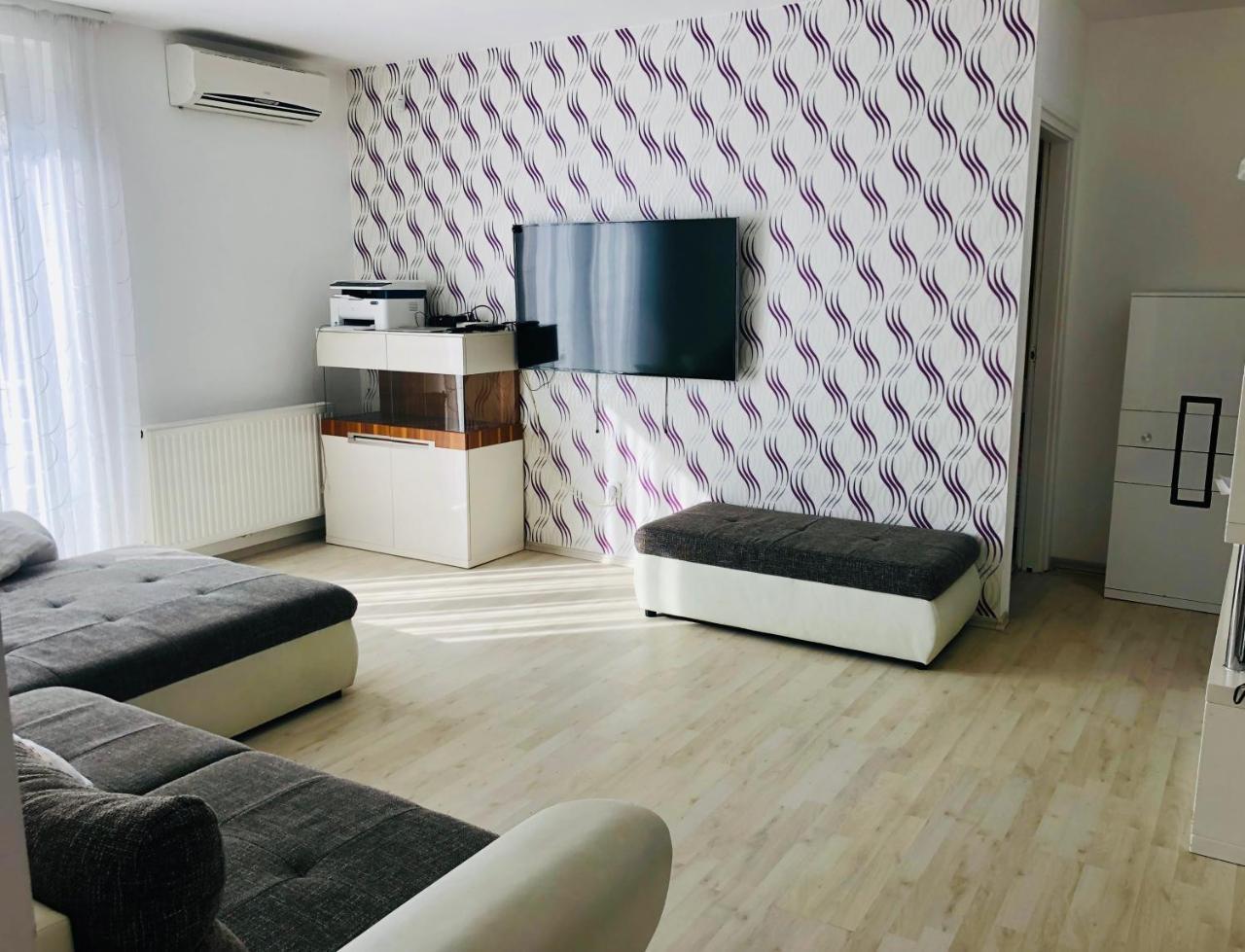 Akacvirag Apartman Apartment Siofok Luaran gambar